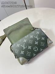 Colestore Louis Vuitton Steamer Wearable Wallet Monogram 20x7x26CM - 4