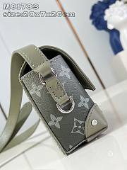 Colestore Louis Vuitton Steamer Wearable Wallet Monogram 20x7x26CM - 2