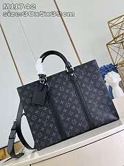 Colestore Louis Vuitton Sac Plat Horizo​​ntal Zippé 30x5x39CM - 1