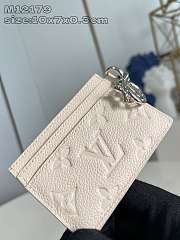 Colestore Louis Vuitton Charms Monogram Empreinte 10x7x0.3CM - 3
