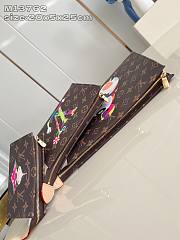 Colestore Louis Vuitton Trio Toiletry Pouch Other Monogram Canvas 25x20x5CM - 5