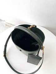 Colestore YSL Le 37 In Shiny Leather 20x25x16 - 2