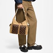 Colestore Louis Vuitton Hobo Cargo Beige Monogram Autres Cuirs 27x19.7x34.5cm - 6