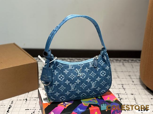 Colestore Louis Vuitton Classic Denim Hobo Underarm Bag 22x12CM - 1
