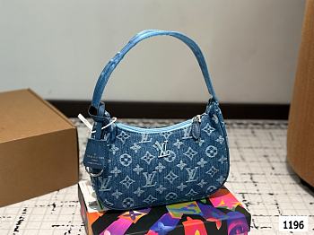 Colestore Louis Vuitton Classic Denim Hobo Underarm Bag 22x12CM