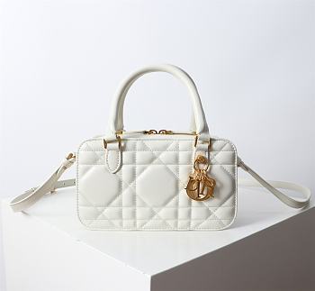 Colestore Dior Mini Doctor Bag White 20X11.5X7cm