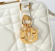 Colestore Dior Mini Doctor Bag White 20X11.5X7cm - 2