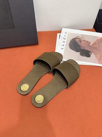 Colestore YSL Carlyle Slides In Satin Crepe 