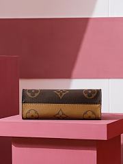 Colestore Louis Vuitton Onthego East West Monogram Brown 25x13x10CM - 3