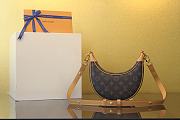 Colestore Louis Vuitton Loop Monogram 23x13CM - 2