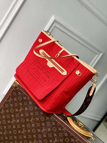 Colestore Louis Vuitton Neverfull Bandoulière Inside Out MM Rouge Sari 31x29x14cm