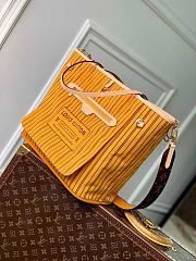 Colestore Louis Vuitton Neverfull Bandoulière Inside Out MM Jaune Safran 31x29x14cm - 3