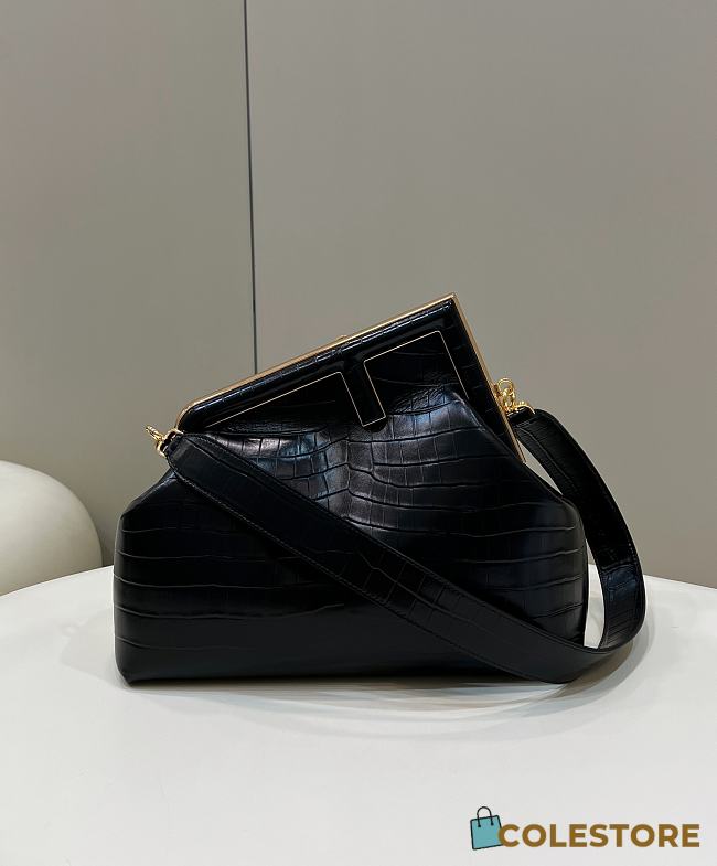 Colestore Fendi First Small Bag 26x18x9.5cm - 1