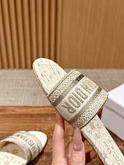 Colestore Dior Dway Slide White and Gold  - 5