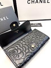 Colestore Chanel Camellia Embossed Wallet Calfskin Leather 19x10cm - 2