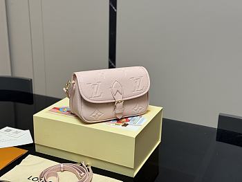 Colestore Louis Vuitton Nano Diane Pink 20x13cm