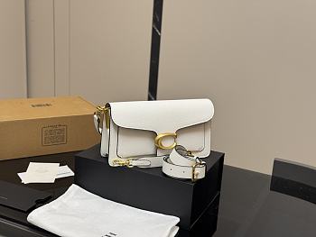 Colestore Coach Tabby 26 White 25x15cm