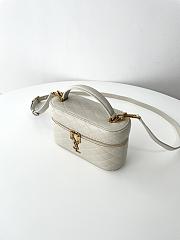 Colestore YSL Gaby Vanity Bag in Lambskin 18x11x6.5cm - 3
