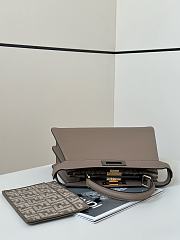 Colestore Fendi Peekaboo ISeeU Bag Brown 27.5x11.5x20.5cm - 3