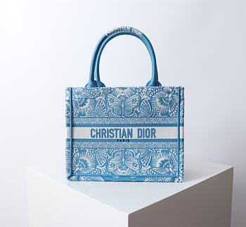Colestore Dior Small Book Tote Celestial Blue and White D-Butterfly Paisley Embroidery 26.5 x21 x14 cm