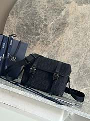 Colestore Dior Hit the Road Gravity Black 24x18x8cm - 1