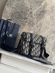 Colestore Dior Hit the Road Gravity  24x18x8cm - 5