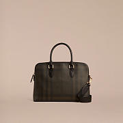 Colestore Burberry Slim Barrow London Check Leather-Trim Briefcase 37x27x5.5cm - 1