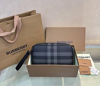 Colestore Burberry Travel Pouch 'Charcoal' 26 × 6 x 16cm