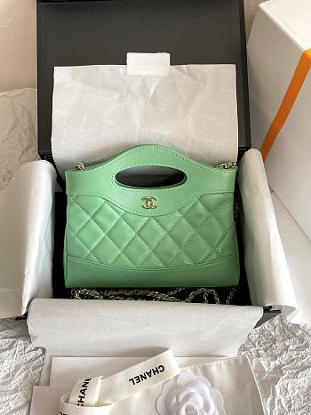 Colestore Chanel 24S Green 31 Nano 20x14x3.5cm