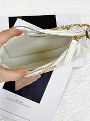Colestore Chanel 19 Hobo Bag White Aged Calfskin Brushed Gold Hardware 23x13x5cm - 6