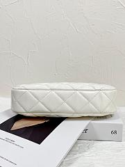 Colestore Chanel 19 Hobo Bag White Aged Calfskin Brushed Gold Hardware 23x13x5cm - 2