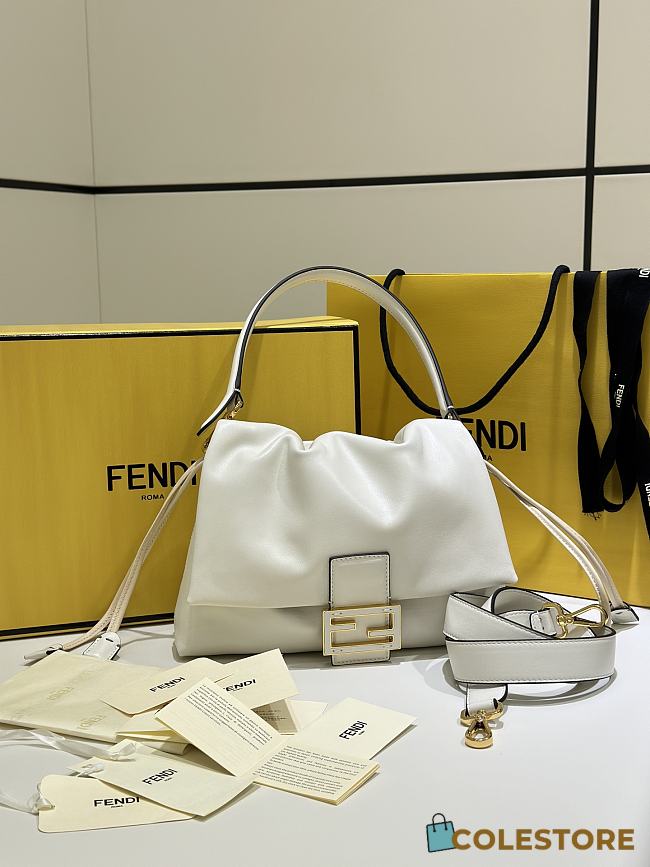 Colestore Fendi Medium Mamma Baguette White shoulder bag 26.5x18x8.5cm - 1