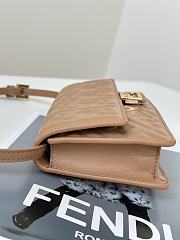 Colestore Fendi Baguette Continental wallet With Chain 21x11.5x5cm - 2