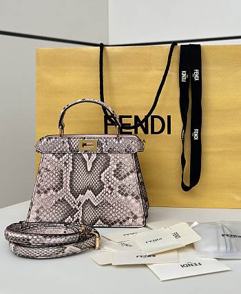 Colestore Fendi Peekaboo ISeeU Petite Precious skin Beige 21x16x11cm