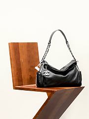 Colestore Chanel Small Ultimate Soft Hobo 30x20x12cm - 1