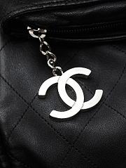 Colestore Chanel Small Ultimate Soft Hobo 30x20x12cm - 2