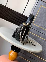 Colestore Chanel Clutch with chain - Mesh, shiny lambskin & Gold-Tone Metal Black 15x22x6cm - 4