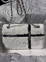 Colestore Chanel 24B Sequins Ribbon Flap Bag White size 20cm - 6