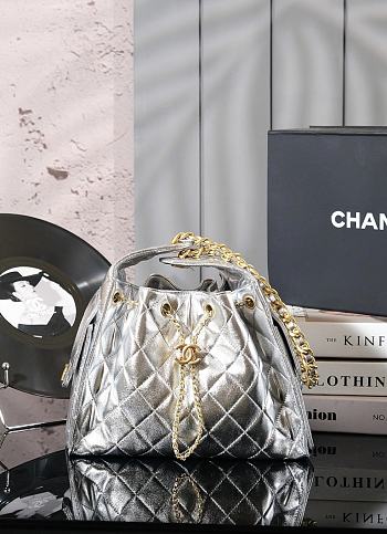 Colestore Chanel 25C Small Handbag, Metallic Grained Calfskin Gold Tone Metal 26x30x14cm