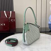 Colestore Gucci GG Emblem Small Shoulder Bag Light Green 24.5x16x5cm - 3