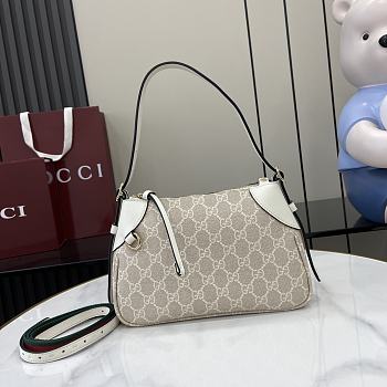 Colestore Gucci GG Emblem Small Shoulder Bag Beige 24.5x16x5cm