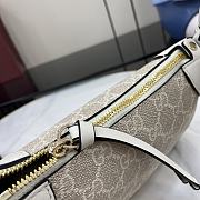 Colestore Gucci GG Emblem Small Shoulder Bag Beige 24.5x16x5cm - 3