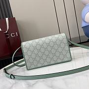 Colestore Gucci GG Emblem Wallet With Leather Strap Light Green 20x12.5x5cm - 4