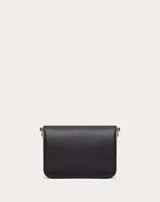 Colestore Valentino Garavani Loco Logo Plaque Foldover Top Shoulder Bag In Black Gold Hardware 22x16x7cm - 5