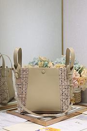 \Colestore Dior Signature Bucket Bag in Yellow 24x21x14cm - 5