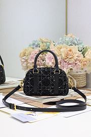 Colestore Dior D-Vibe East-West in Black 20.5 x 13 x 5cm - 5