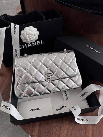 Colestore Chanel 25S Clutch With Chain Slivery 10 x 16.5 x 5cm