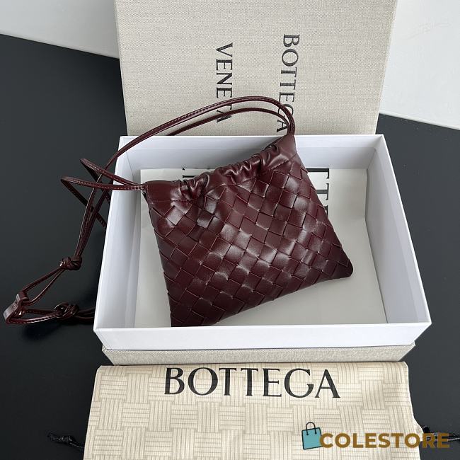Colestore Bottega Veneta Leather Dustbag in Red21x16.6x1cm - 1