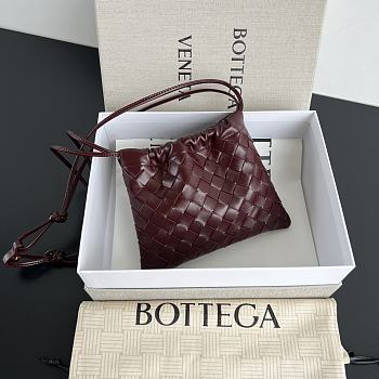 Colestore Bottega Veneta Leather Dustbag in Red21x16.6x1cm