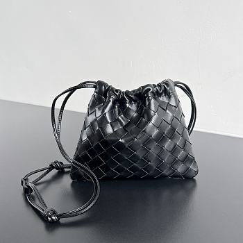 Colestore Bottega Veneta Leather Dustbag in Black 21x16.6x1cm